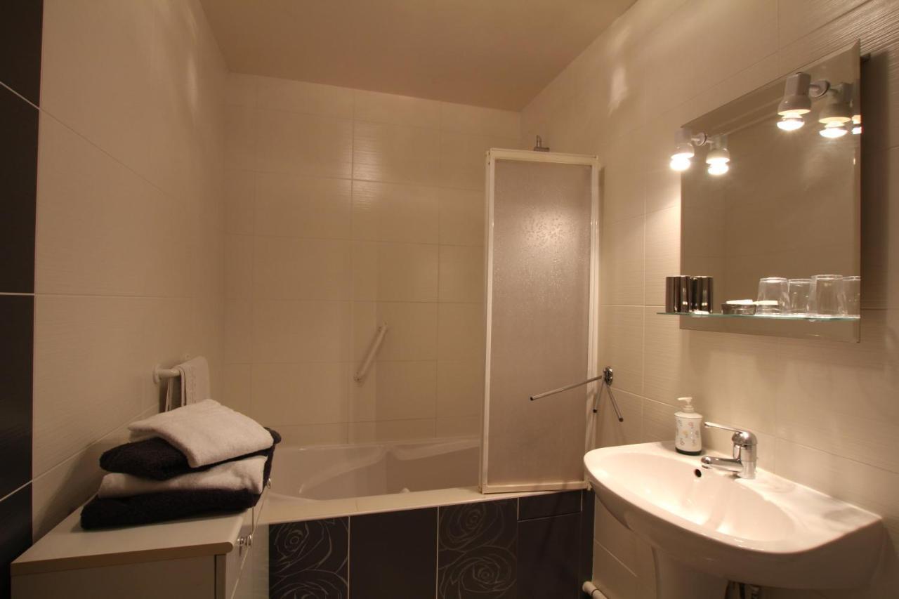 Chambres D'Hotes "La Grange De Georges" Lay-Lamidou Luaran gambar
