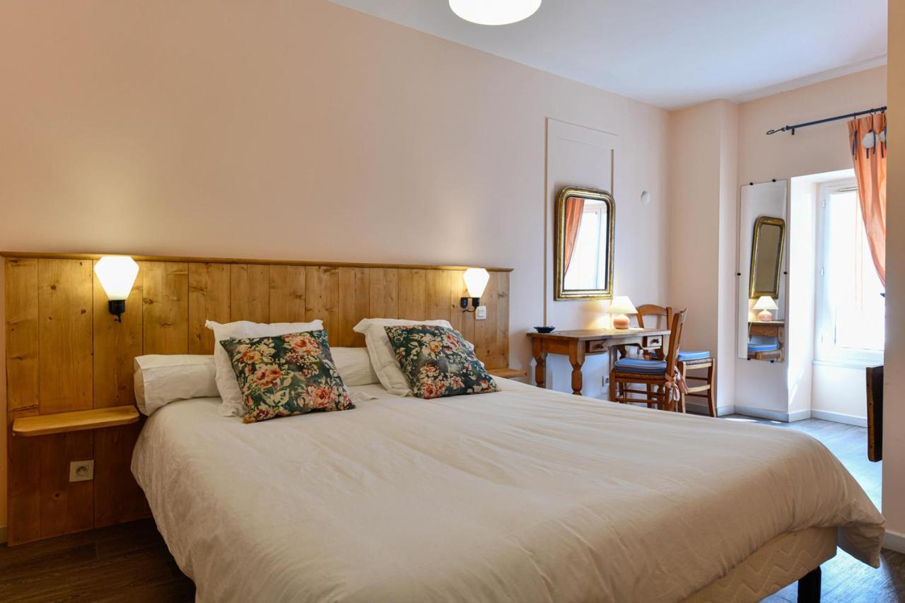 Chambres D'Hotes "La Grange De Georges" Lay-Lamidou Luaran gambar